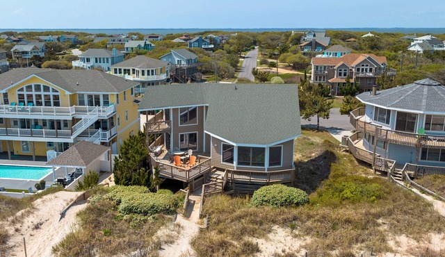 Pelican Post – Oceanfront 4BR Duck Cottage with Private Walkway, Big Views and D