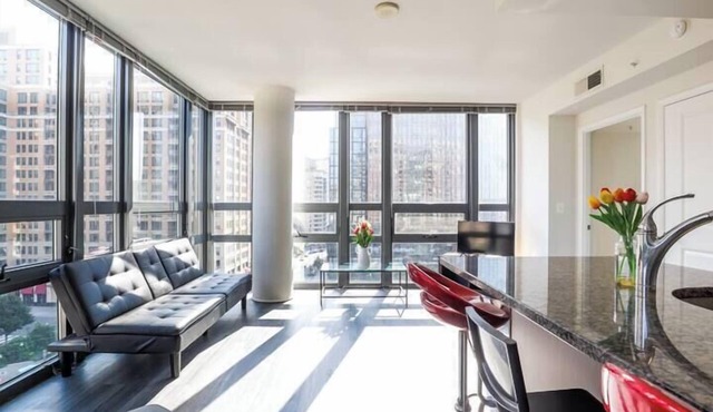 Pentagon Luxe Apartments