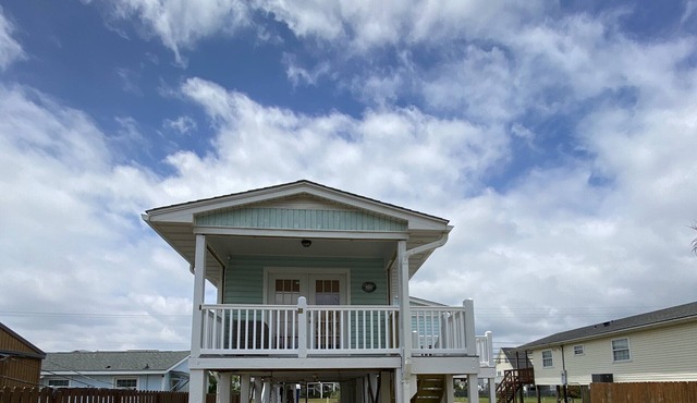 Prime Location 1 Bedroom 1 Bath!