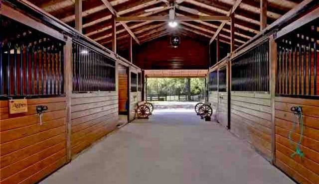 Private Cottage on Horse Farm in Williamsburg!