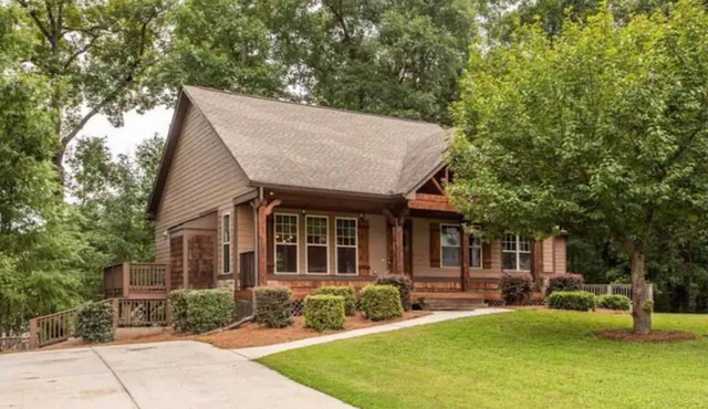 Private Entry + No Shared Spaces + Near Truist Park & Midtown
