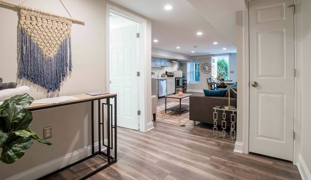 Private garden apartment in historic Upper Fells Point