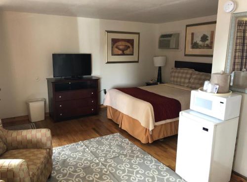 Rainbow Lodge and Inn
