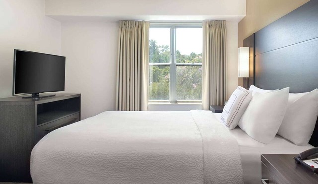Rare Find! Spacious 2BR Suites with Kitchen, Free Breakfast, Pool, Pet-friendly!
