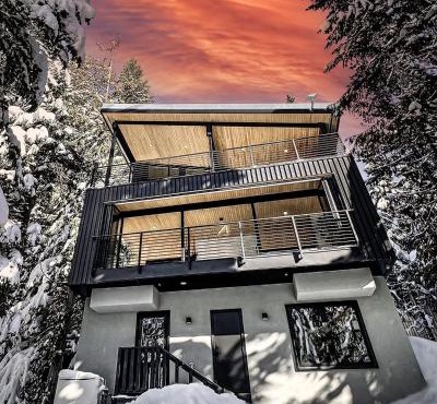 RAVN HAÜS - Oregon's Premier Alpine Retreat