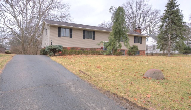Remodeled Spacious home Minutes from Downtown!