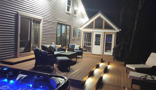 River Ranch: Escape to a private 17-acre paradise surrounded by the North River