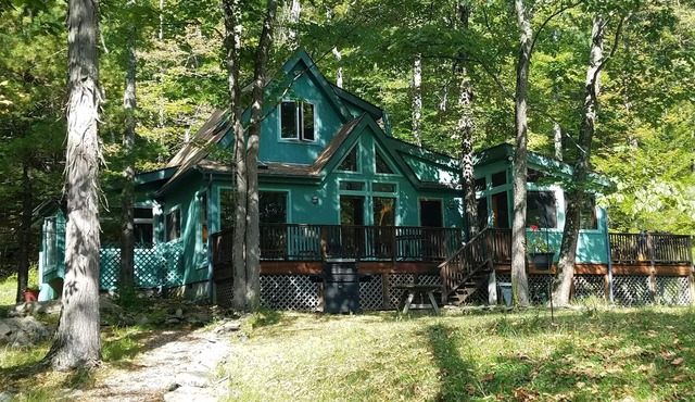 Serene Woodstock Oasis, Sauna/Steam Shower, Cook's Kitchen. Top Reviews.