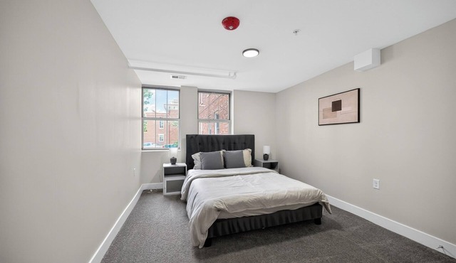 Sleek 2BR apartment in prime location