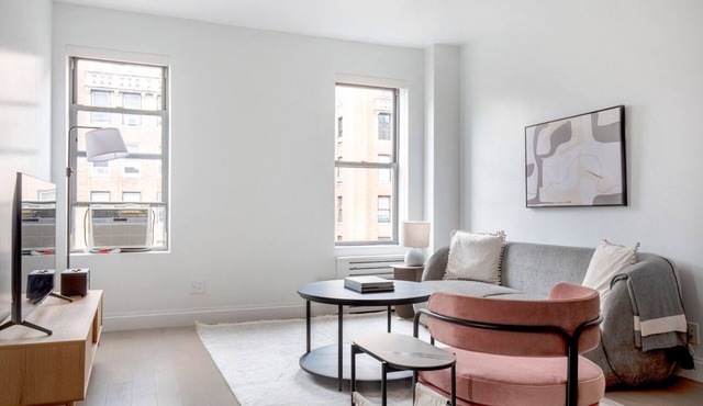 Sleek UWS 2BR w/Elevator, Doorman & Gym, nr Central Park, by Blueground
