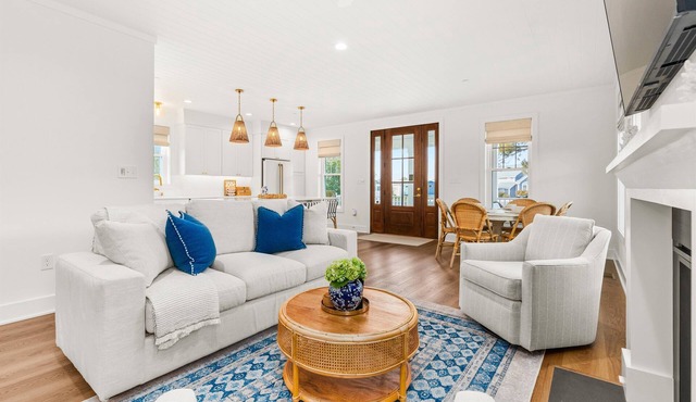 Space for 8 in Montego Bay North OC - Walk to the beach!