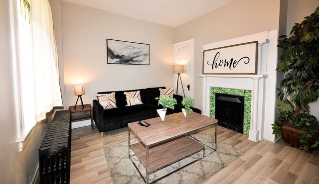 Spacious 4BR in Historic O’Bryonville, 8mins to DT in Cincinnati