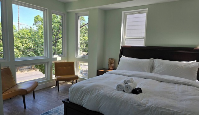 Spacious 6-bedroom townhome with parking in DC
