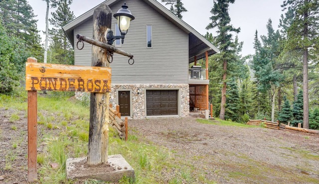Spacious Beaver Getaway Near Eagle Point Resort!