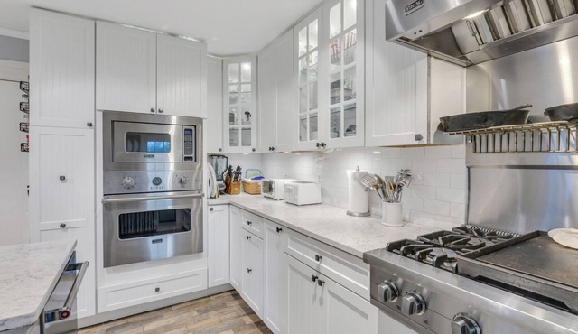 Spacious Greek Revival House, Amazing and Expansive Outdoor Amenities,.