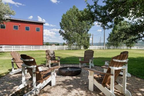 Spacious Serene Retreat Near Provo River