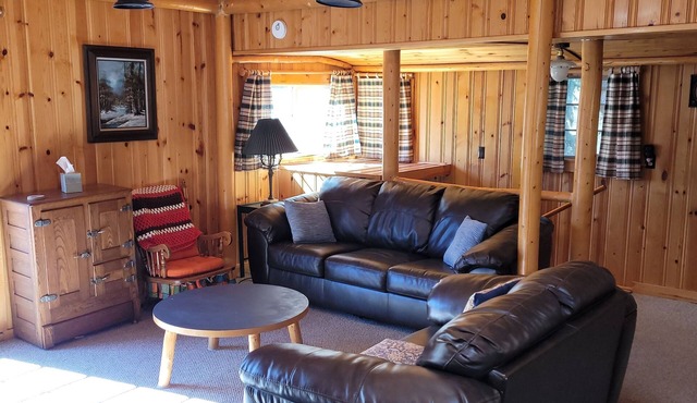 Spectacular Mountain Views in Peaceful Surroundings
