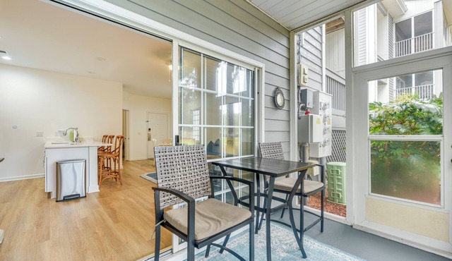 Sunset Beach Retreat - Monthly Rentals Welcome!