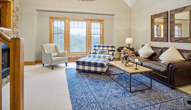 Timbers H-3- Mountain Condo, Gated Resort, Indoor/Outdoor Pools and Hot Tub, Fitness Area, Fishin...
