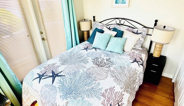 Tiny Tides Beach House Pool Walk to Beach Sleeps 6