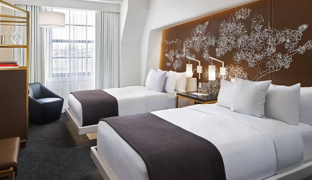 Two City View Deluxe 2 Double Beds | Hotel Washington | Near Iconic Landmarks