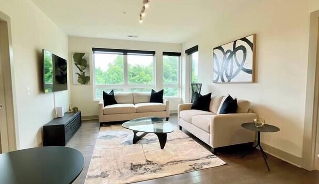 Tysons 2BR | Balcony, Pool & Fitness