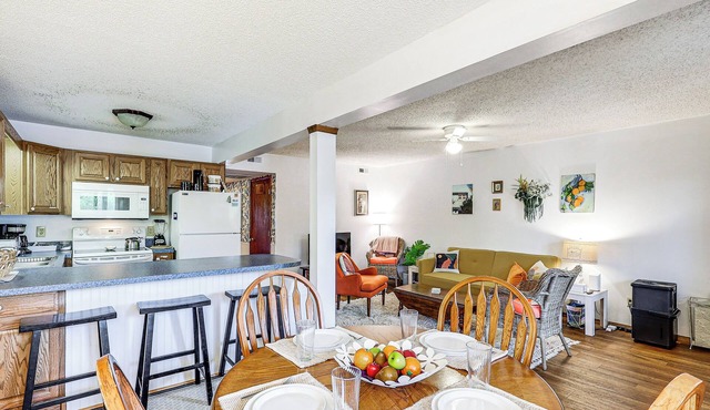 Unwind Poolside, Walk to Sand! Ocean City Condo