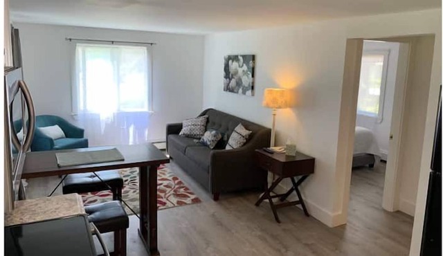 Updated & Comfortable 1-bedroom (#6) in Quiet Building in Augusta