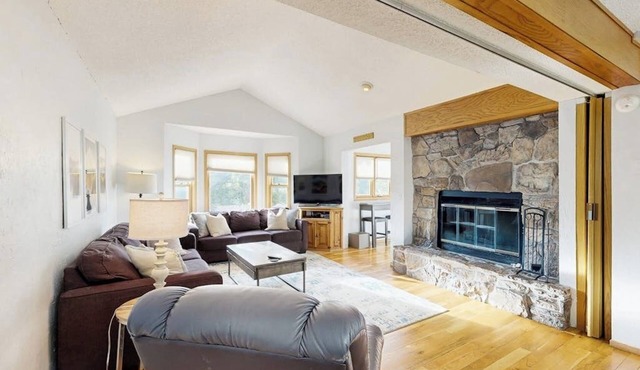 Updated Three-Story Home with Fast WiFi, Fireplace, & Ski Resort Views