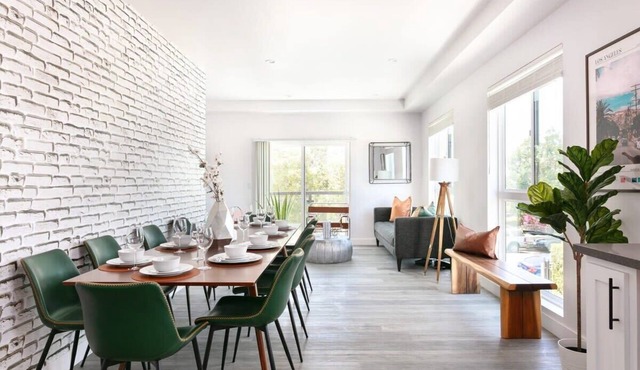 Upscale 4BR Retreat Near LA Hotspots w/Parking