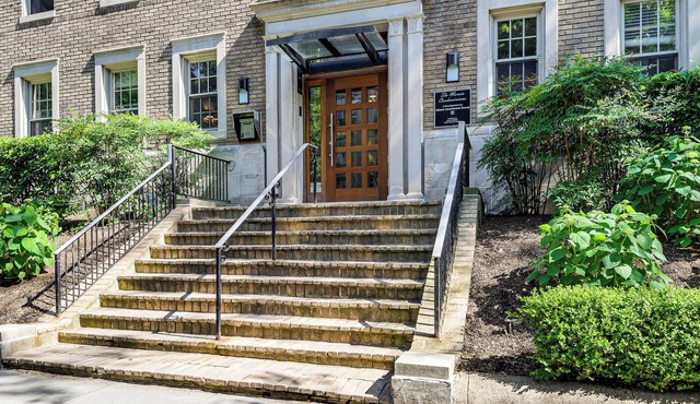 Walkable DC Stay! Stylish Studio in Adams Morgan