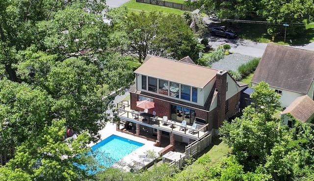 Waterfront Home w Pool, Pier & Parking Mins to Annapolis