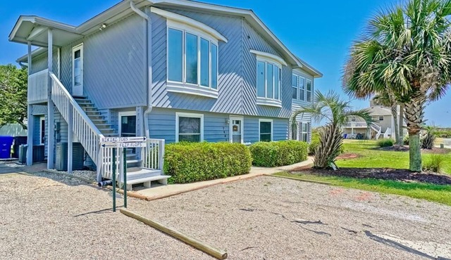 WAVE SHACK- Steps to the Sand and Ocean views