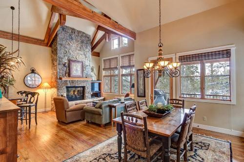 Westridge 55 by Great Western Lodging