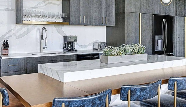 World Cup Luxury 1BR Pres Suite – Stadium Walk – Parking Included – 4