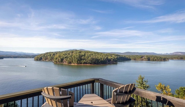 Year-Round Lake & Mountain Views and Private Dock