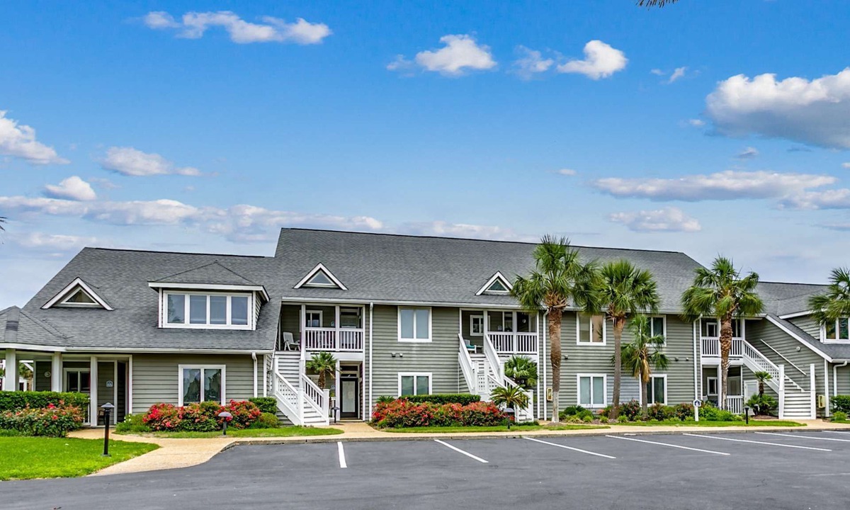 Arcadian Shores Condo | Steps to the Sand! Ocean View Condo in Windermere at Kingston Plantation; $300 FREE Activities Daily