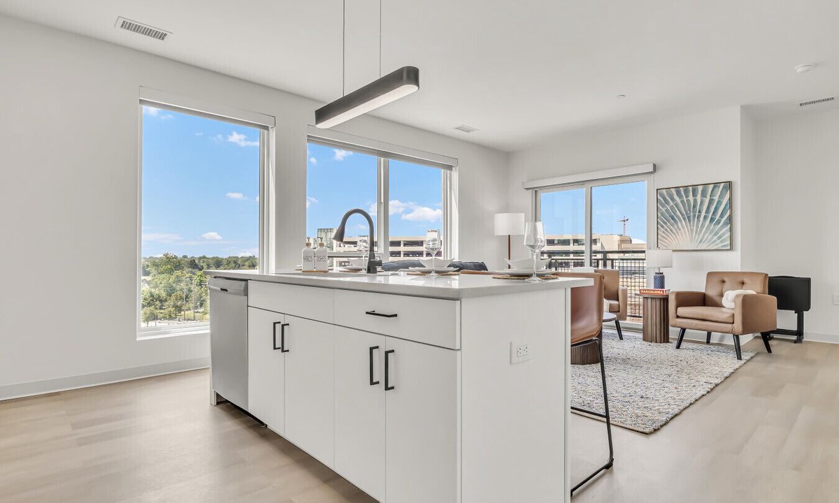 University Circle Apartment | Peaceful & Relaxing 2BR | Cleveland Clinic