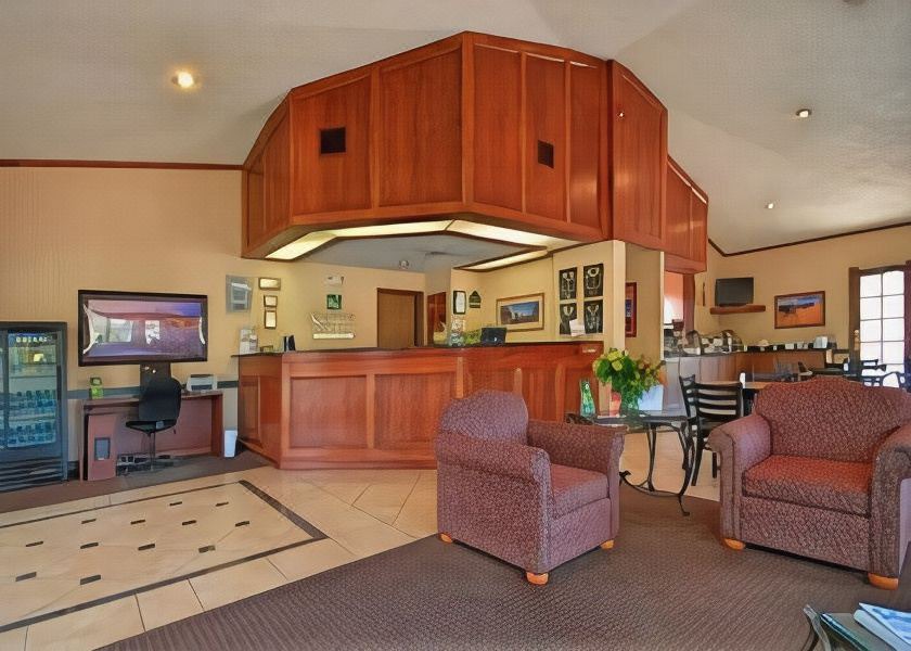 Photo of Livingroom in West Colorado Springs