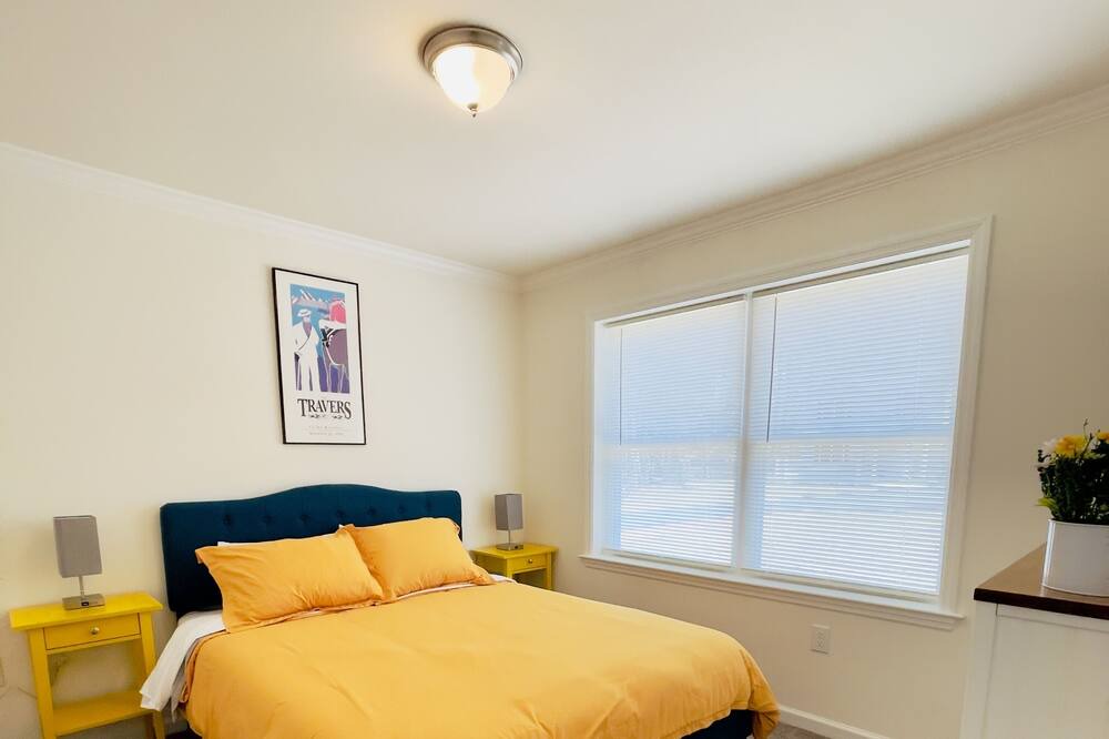 Photo of Bedroom in Geyser Crest