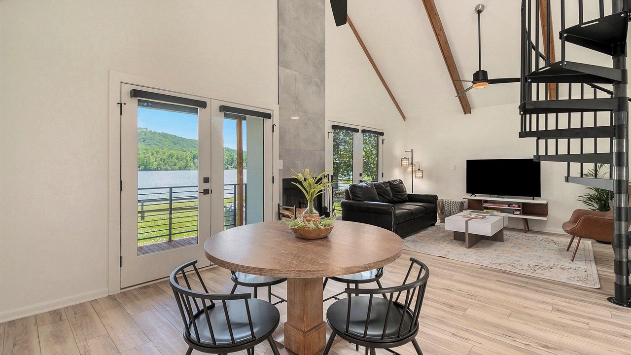 Photo of Outdoor in Hiawassee