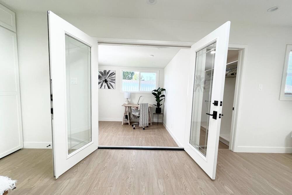 Photo of Bedroom in Del Aire