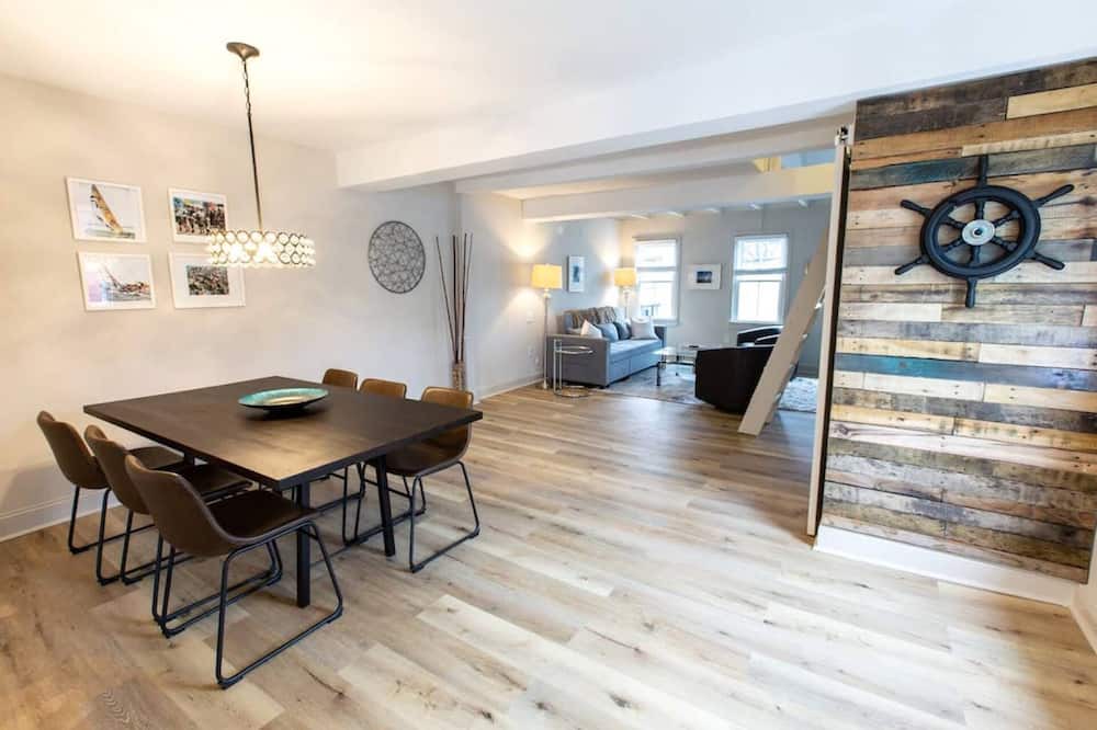 Photo of Bedroom in Eastport