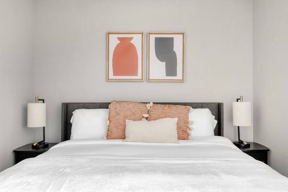 Photo of Bedroom in Chinatown