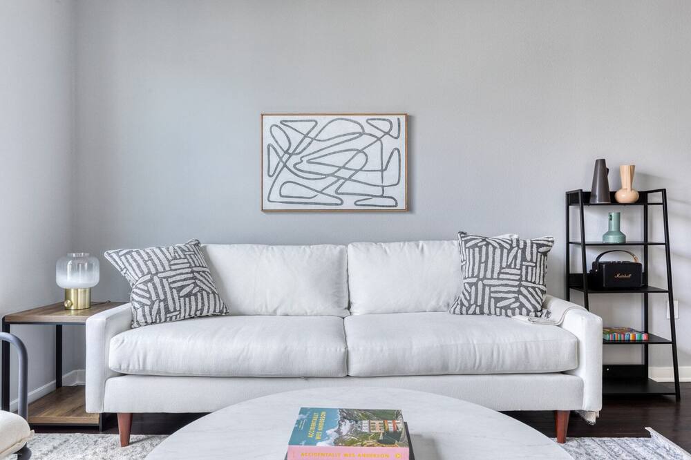 Photo of Livingroom in Chinatown