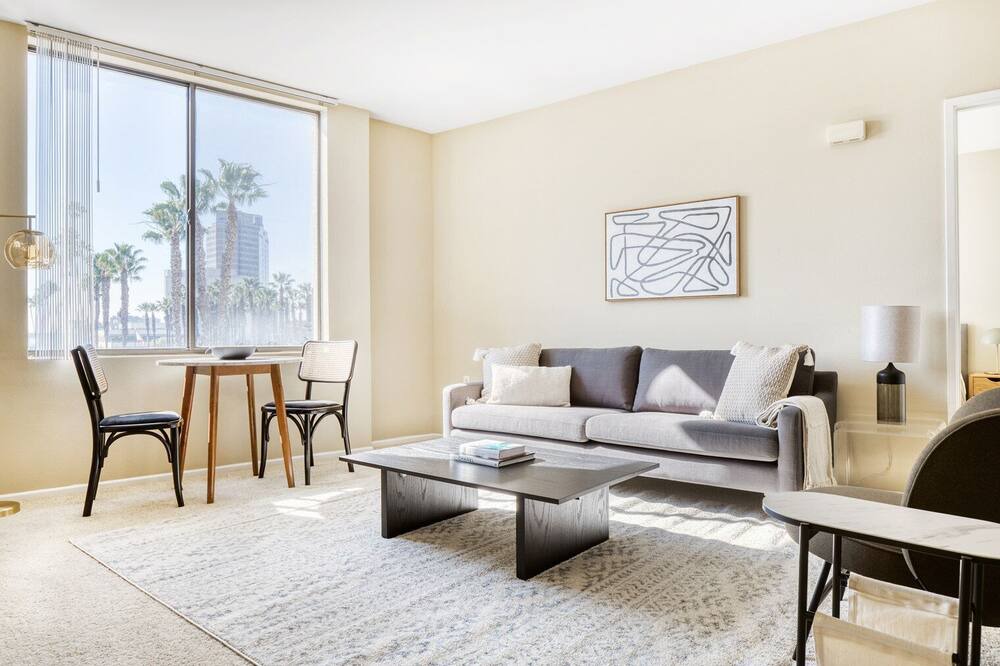 Photo of Livingroom in Chinatown