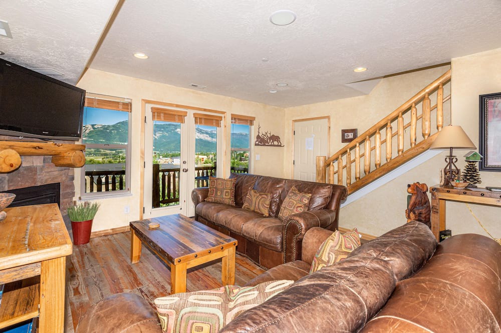 Photo of Bedroom in Wolf Creek