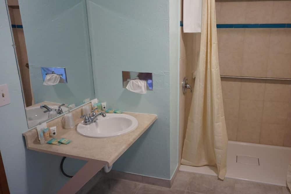 Photo of Bathroom in Chiloquin