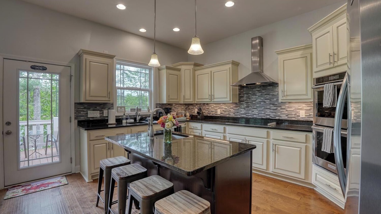 Photo of Kitchen in Blairsville