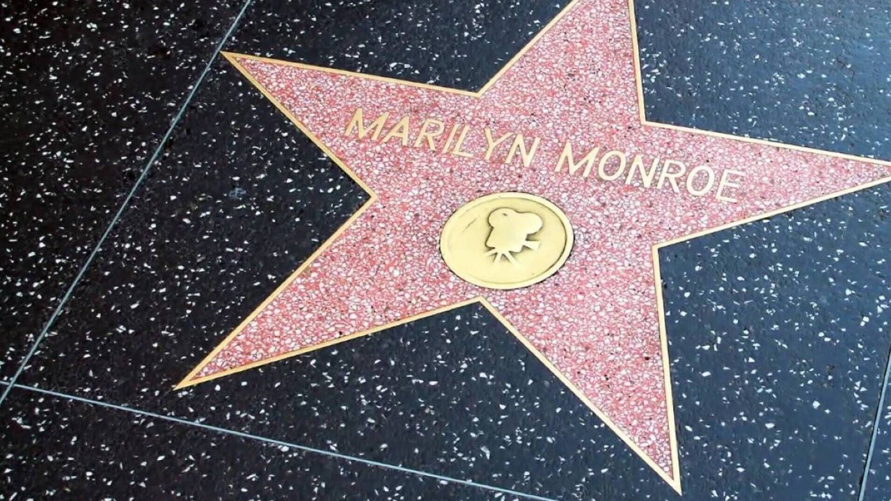 Photo of Others in Hollywood Heights